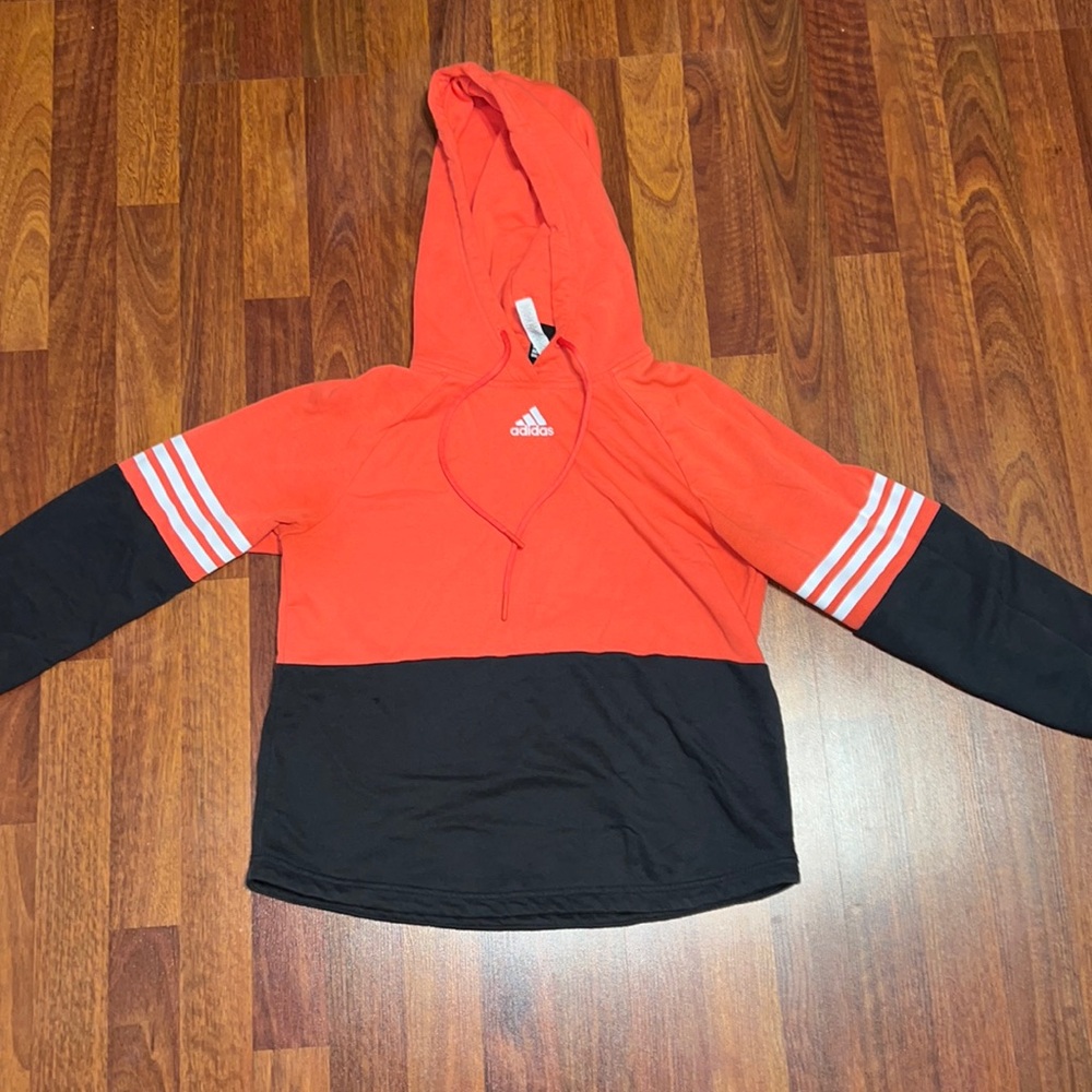 Adidas Womens lightweight sweatshirt, size small